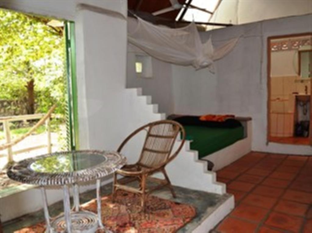 Kepmandou Lounge-Bar Bed & Breakfast Phòng bức ảnh