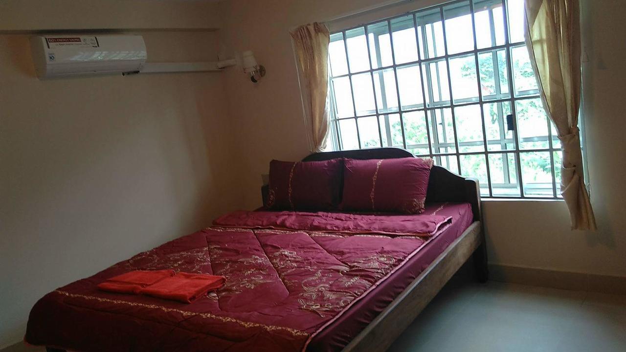 Kepmandou Lounge-Bar Bed & Breakfast Ngoại thất bức ảnh