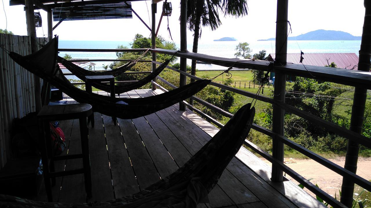 Kepmandou Lounge-Bar Bed & Breakfast Ngoại thất bức ảnh