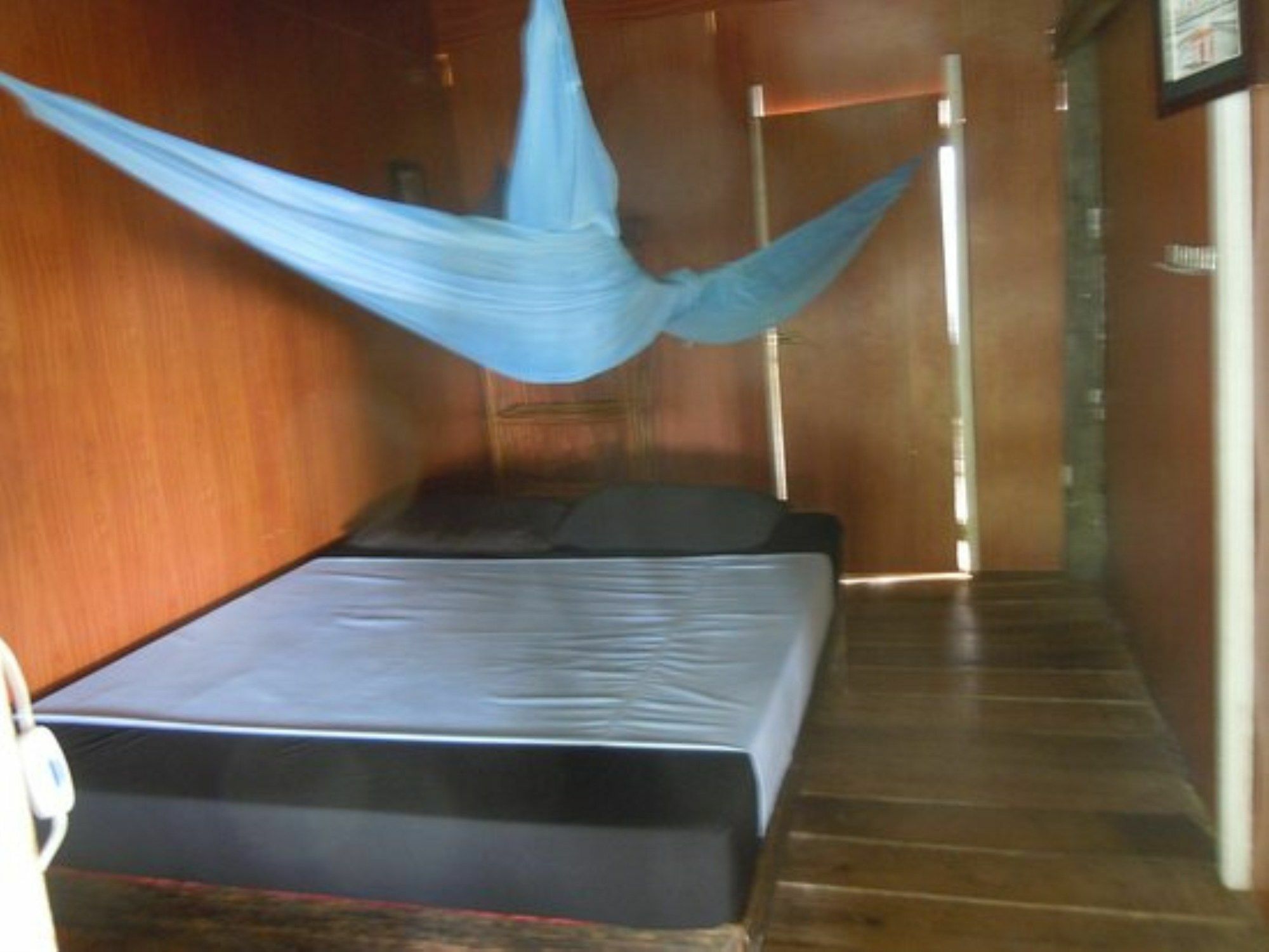 Kepmandou Lounge-Bar Bed & Breakfast Ngoại thất bức ảnh